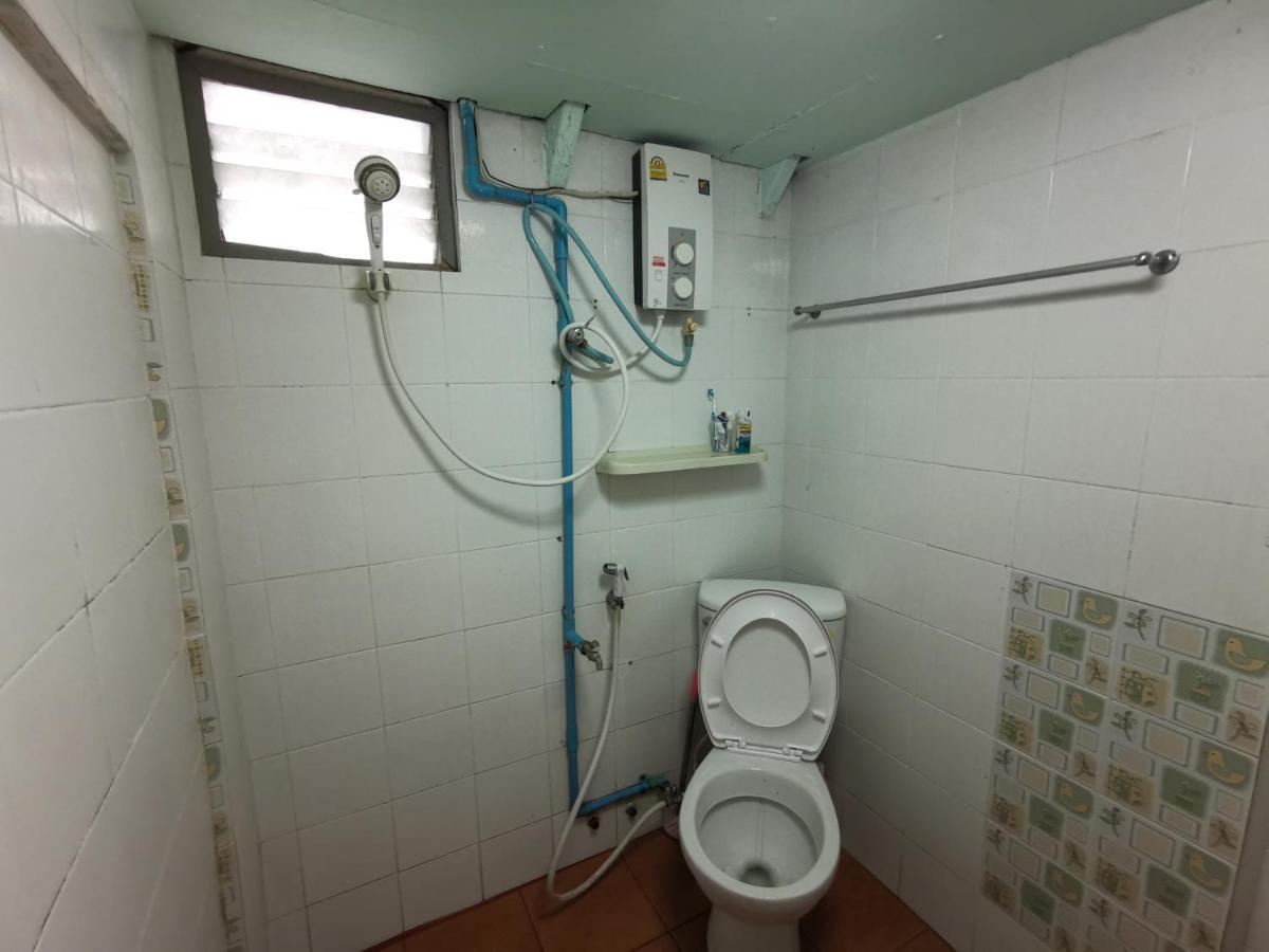 Oyo 730 Meedee Hostel Bangkok Zewnętrze zdjęcie